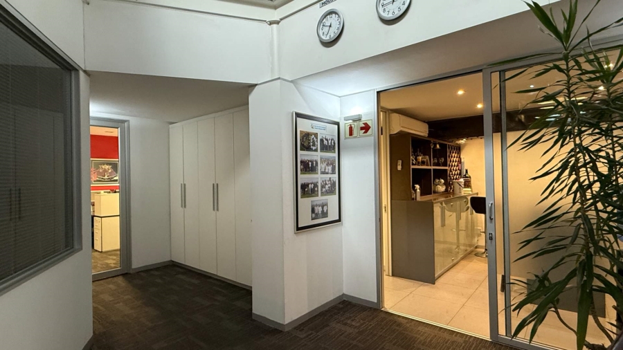 To Let commercial Property for Rent in De Waterkant Western Cape